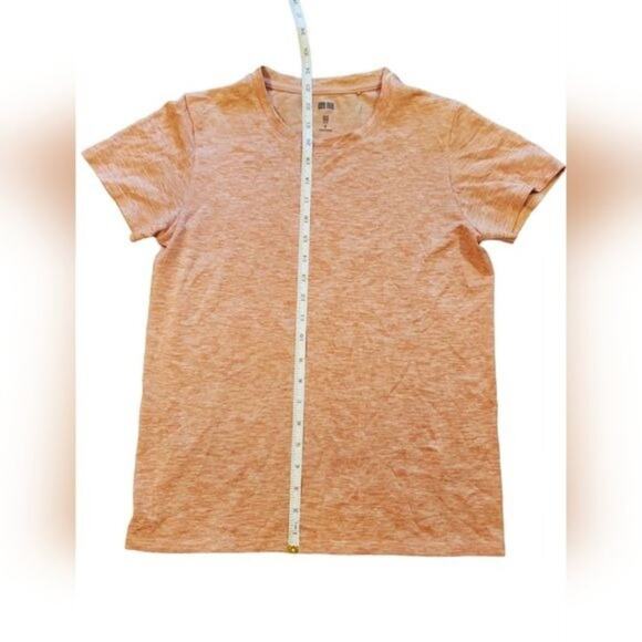 EUC Uniqlo Sport wear red white tie-dye short sleeve t-shirt size M - Picture 2 of 8